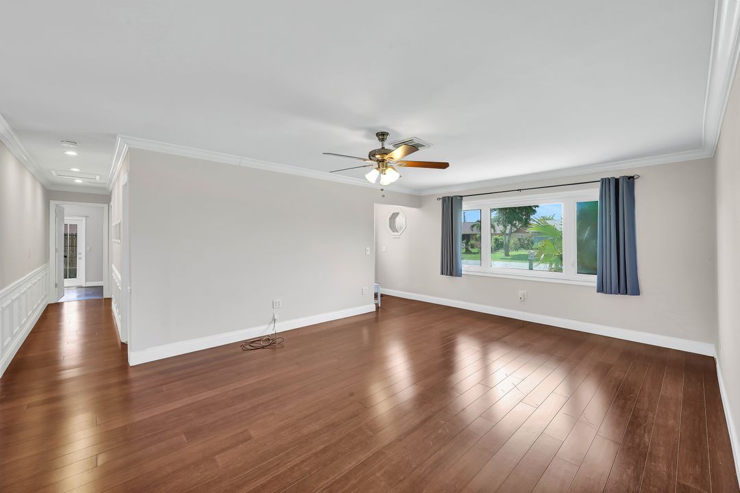 3950 Mohawk Pl, Naples, FL 34112