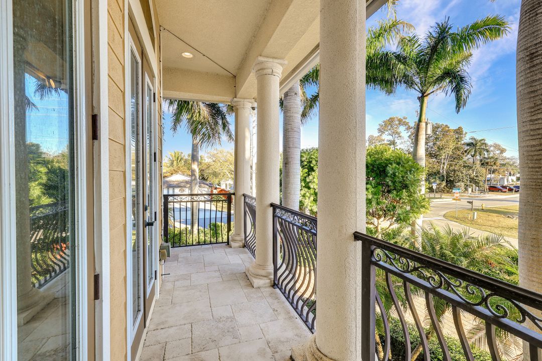 4806 Regal Dr, Bonita Springs, FL 34134