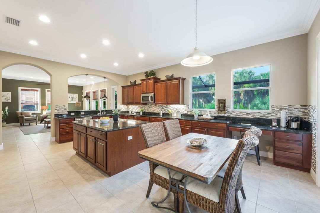 17190 Wrigley Cir, Fort Myers, FL 33908