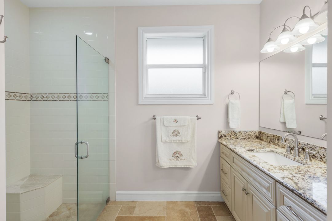 15362 Old Pine Ct, Fort Myers, FL 33912