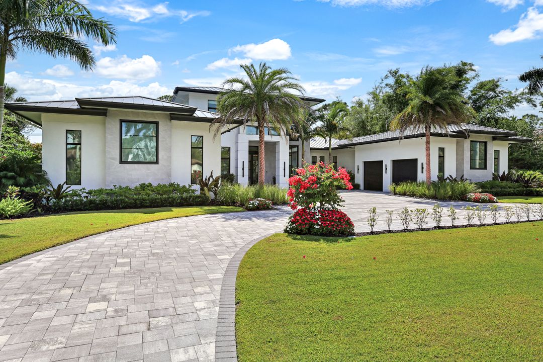 493 Carica Rd, Naples, FL 34108
