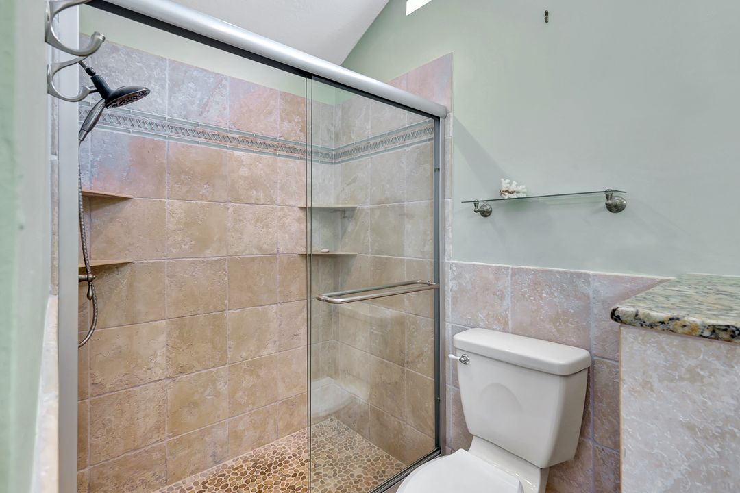 5012 SW 8th Pl, Cape Coral, FL 33914