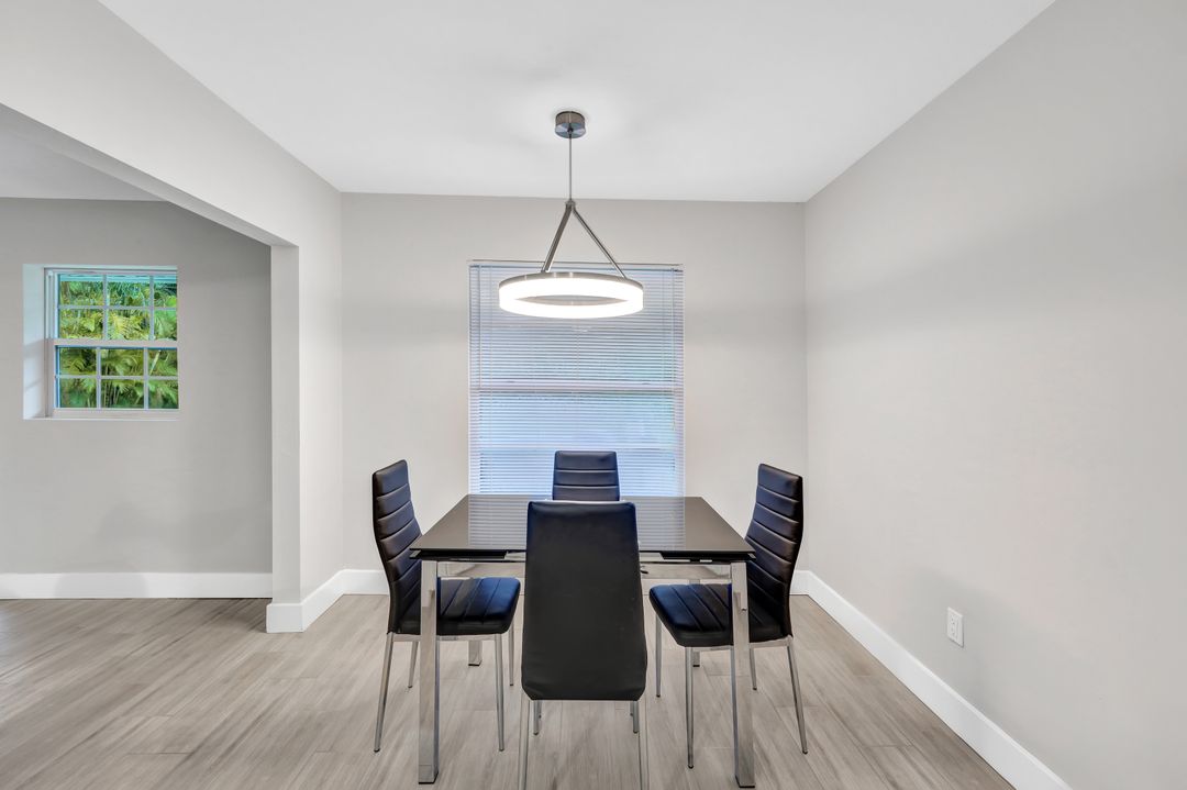 22662 Fountain Lakes Blvd, Estero, FL 33928