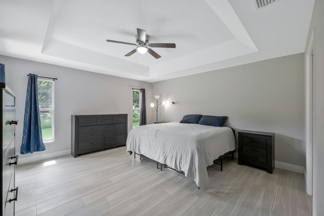 1417 Acacia Ave, Lehigh Acres, FL 33972