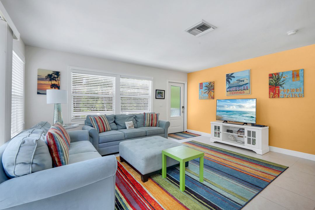 6126 Castaways Ln, Sanibel, FL 33957