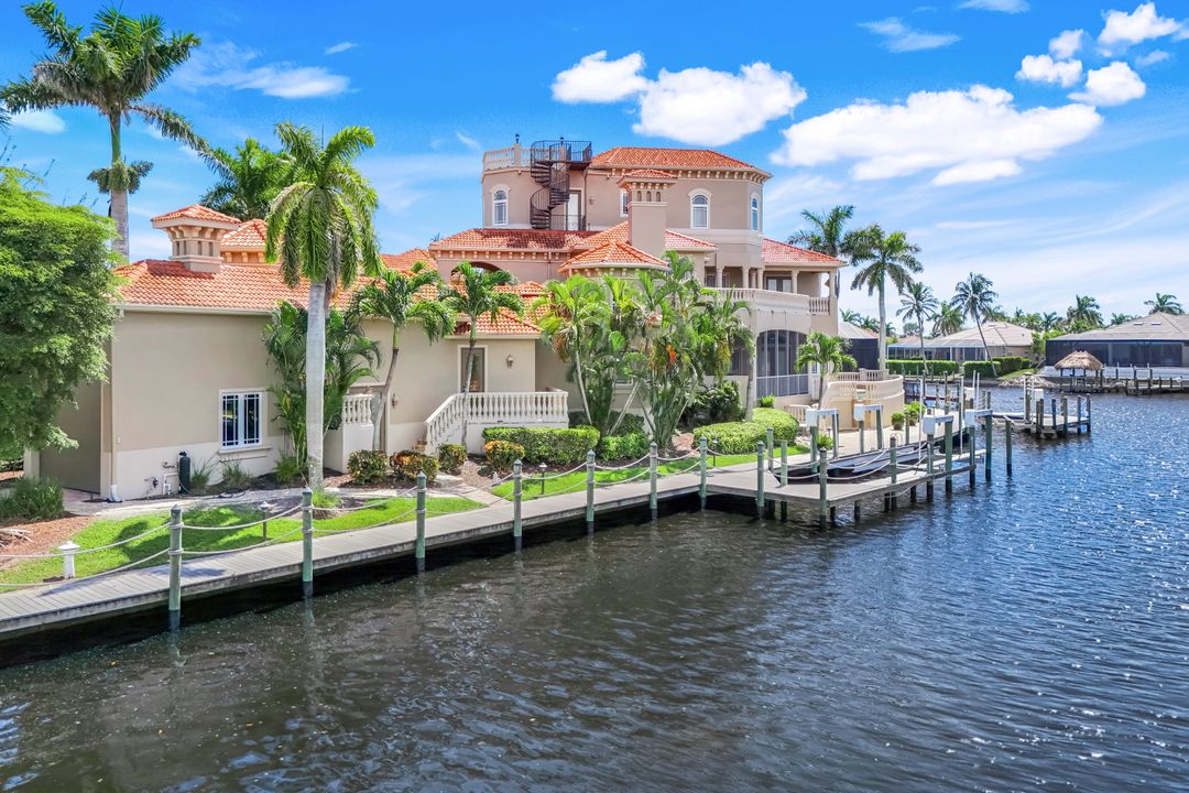 5502 Harbour Preserve Cir, Cape Coral, FL 33914