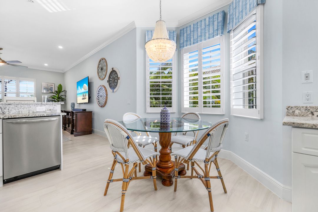 3715 Montreux Ln #204, Naples, FL 34114