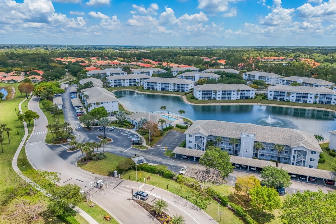 7827 Regal Heron Cir #302, Naples, FL 34104