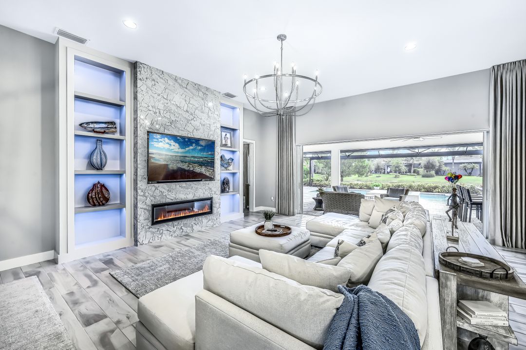 3178 Cotuit Ln, Naples, FL 34114