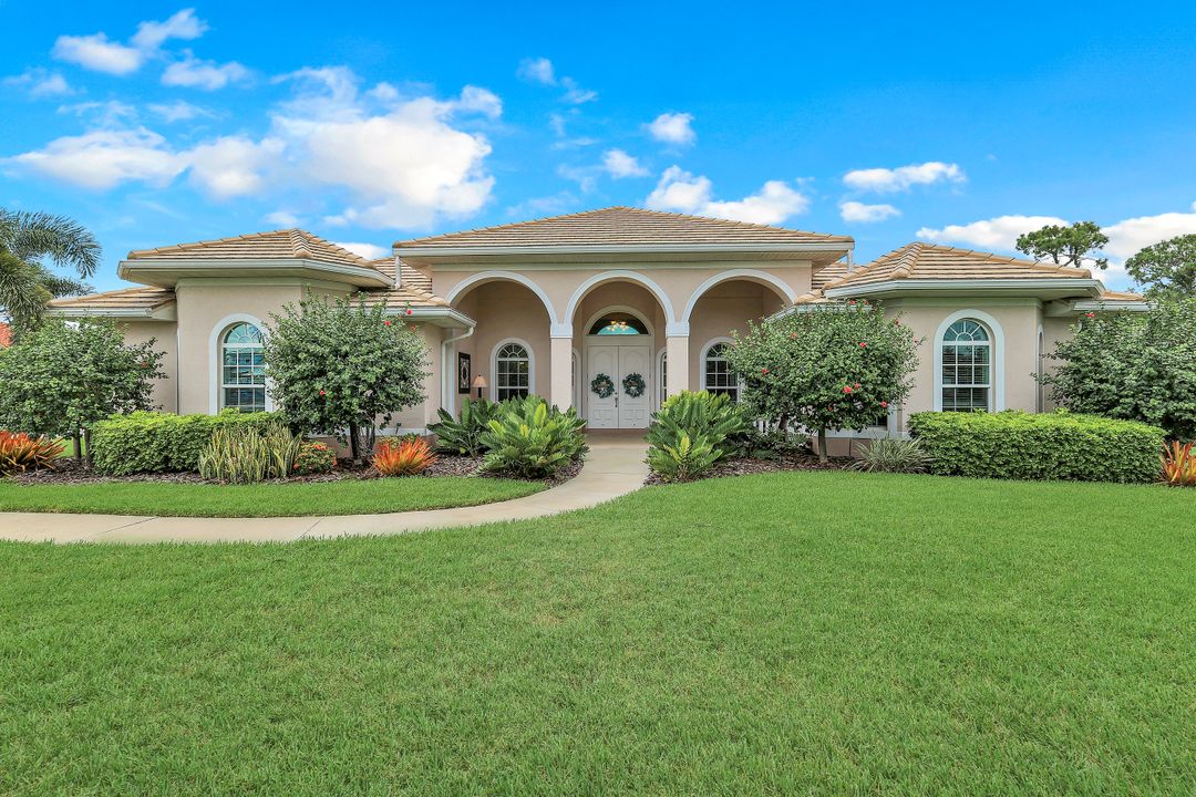 15362 Old Pine Ct, Fort Myers, FL 33912