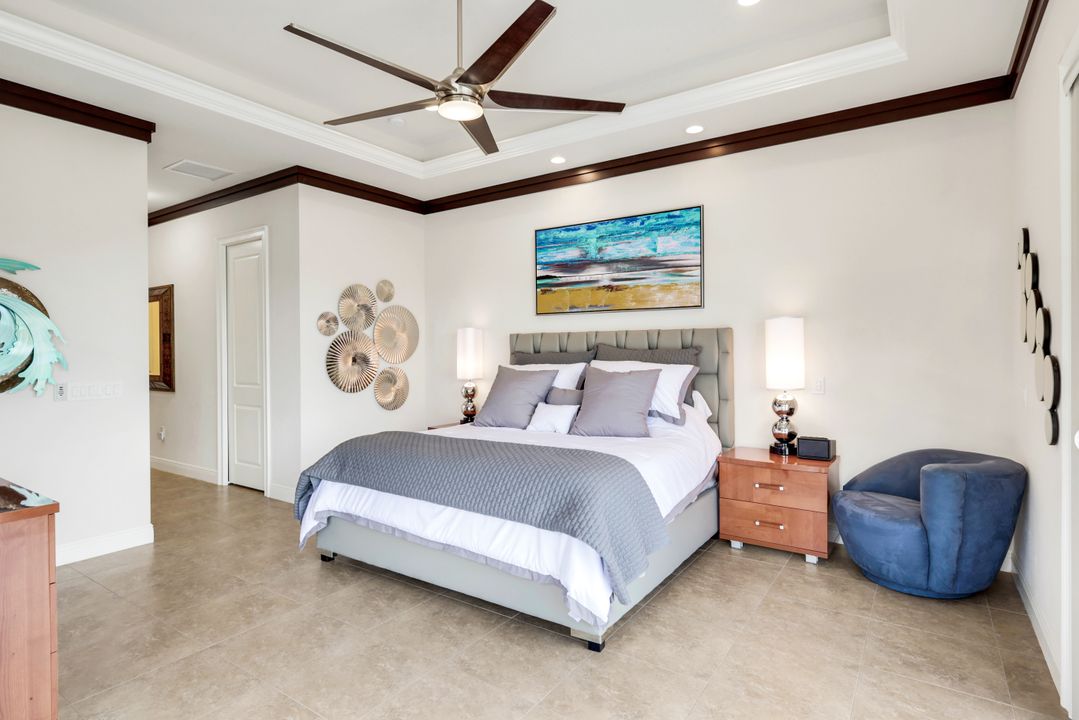 128 NW 39th Ave, Cape Coral, FL 33993