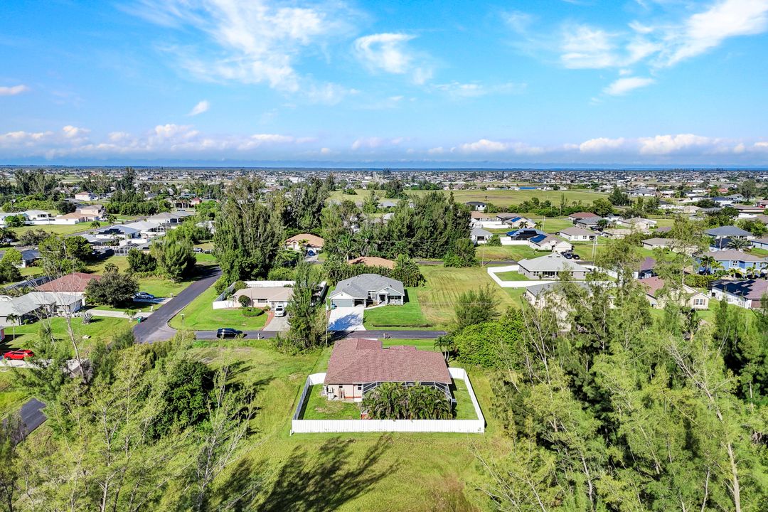 1121 NW 27th Ave, Cape Coral, FL 33993