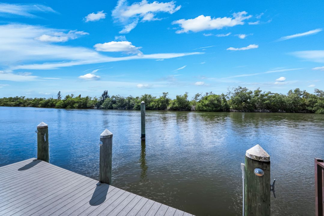 2826 SW 44th Terrace, Cape Coral, FL 33914