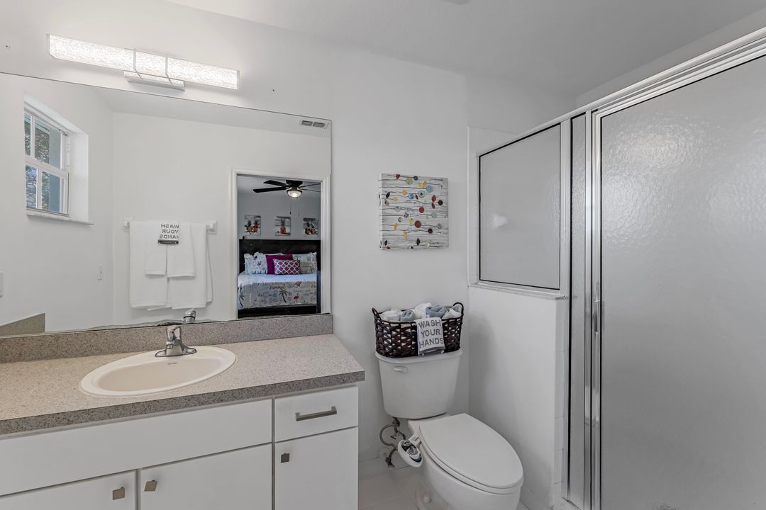 10026 Pacific Pines Ave, Fort Myers, FL 33966