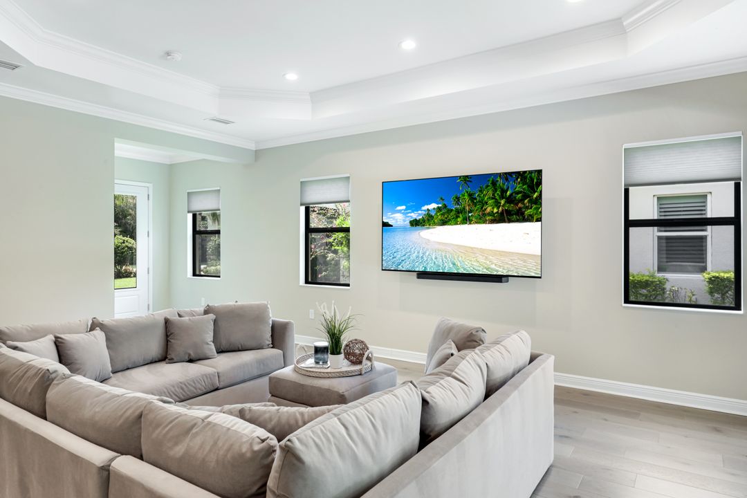 8360 Preserve Point Dr, Fort Myers, FL 33912