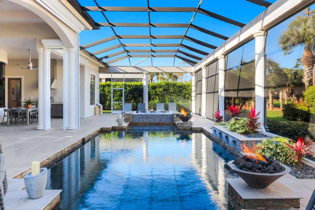 3828 Isla Del Sol Way, Naples, FL 34114