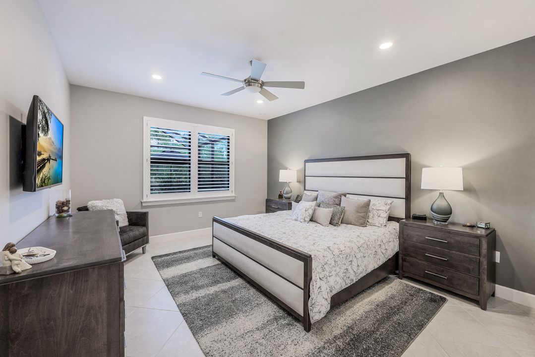 7692 Winding Cypress Dr, Naples, FL 34114