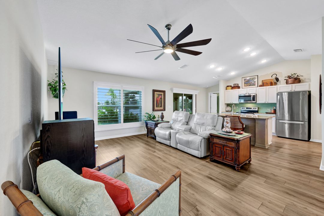 235 SW 22nd Pl, Cape Coral, FL 33991