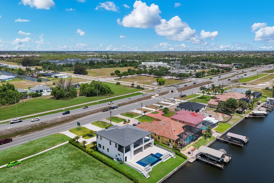 432 Burnt Store Rd S, Cape Coral, FL 33991