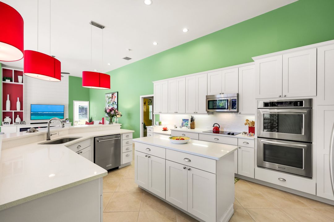 4260 Inca Dove Ct, Naples, FL 34119