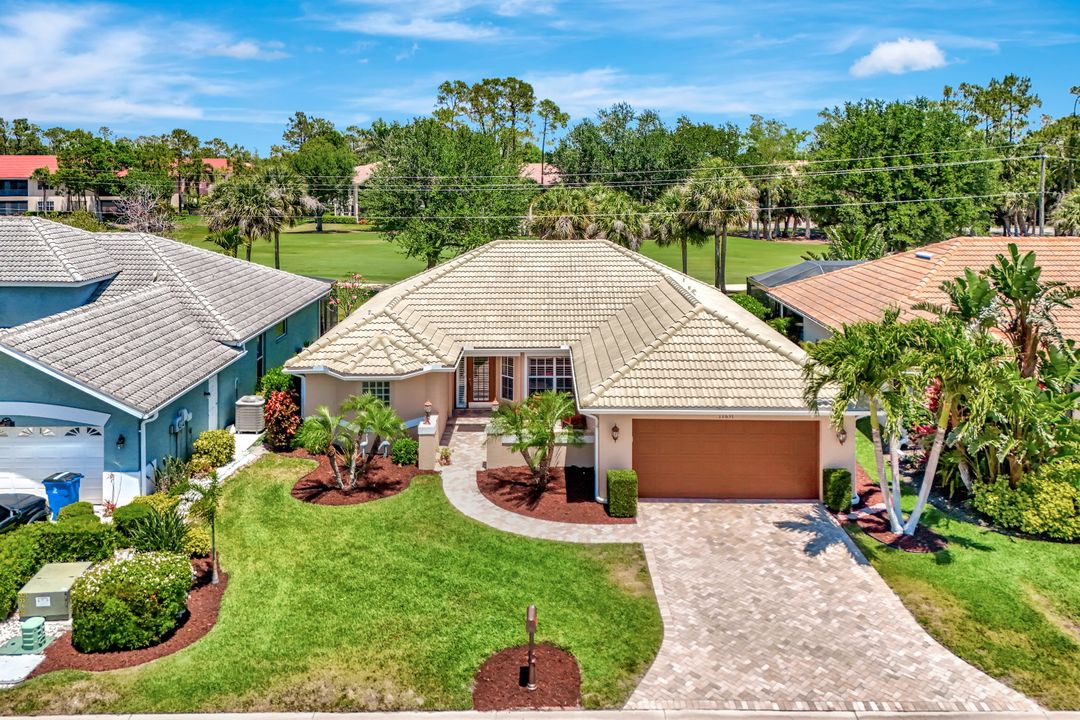 12637 Hunters Ridge Dr, Bonita Springs, FL 34135
