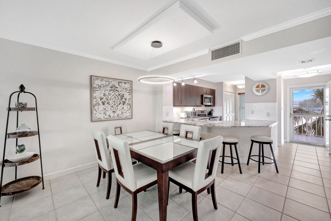 991 N Barfield Dr #205, Marco Island, FL 34145