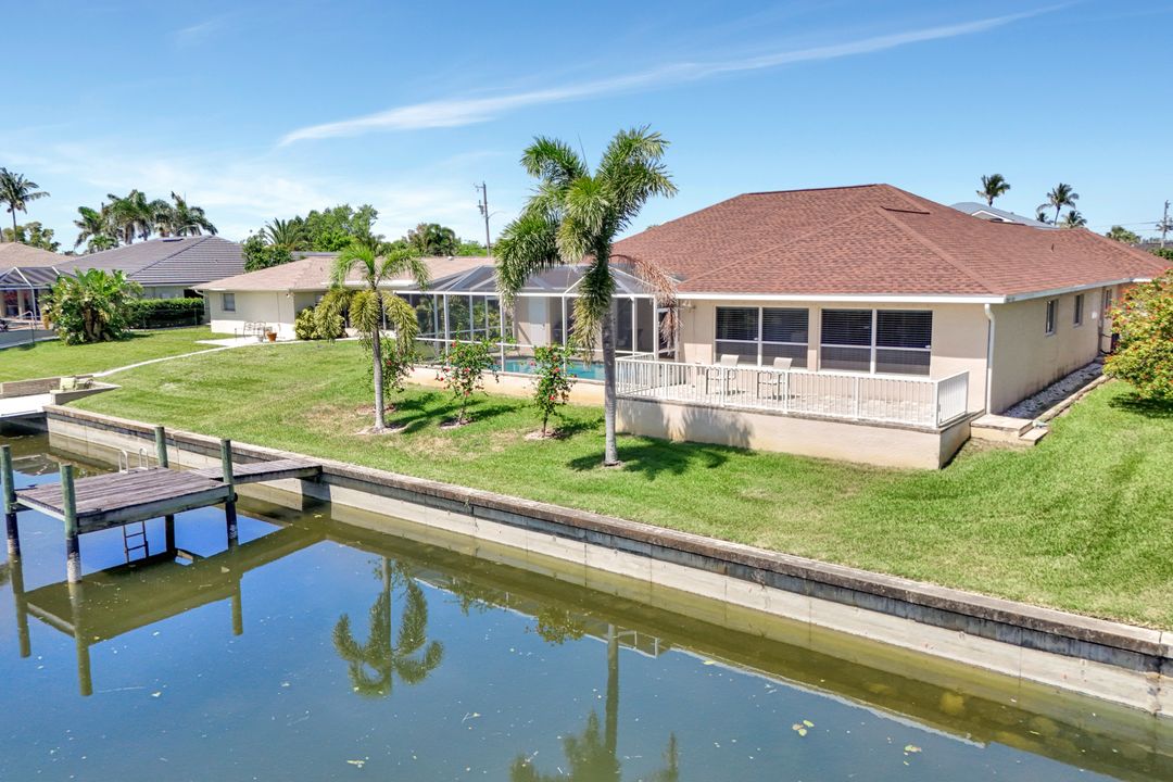 3317 SW 5th Pl, Cape Coral, FL 33914