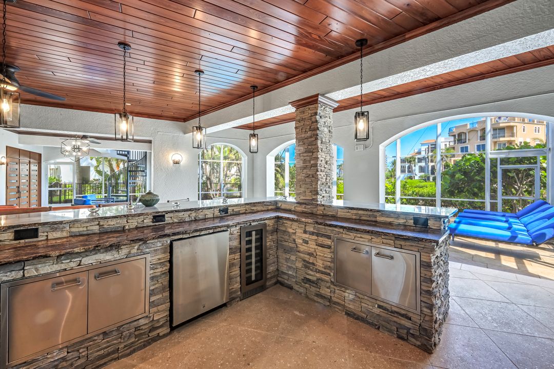 175 Topanga Dr, Bonita Springs, FL 34134
