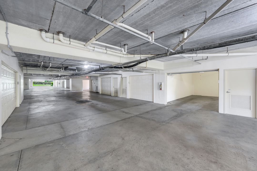 4120 Bayhead Dr #202, Bonita Springs, FL 34134