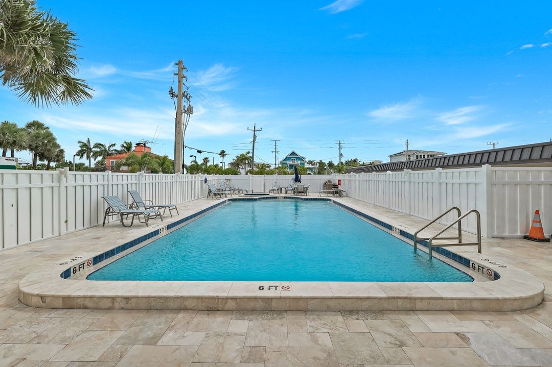 538 Estero Blvd #304, Fort Myers Beach, FL 33931
