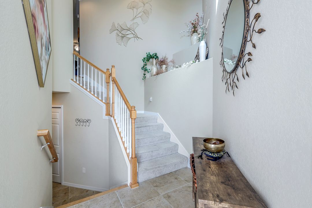3153 Aviamar Cir #201, Naples, FL 34114