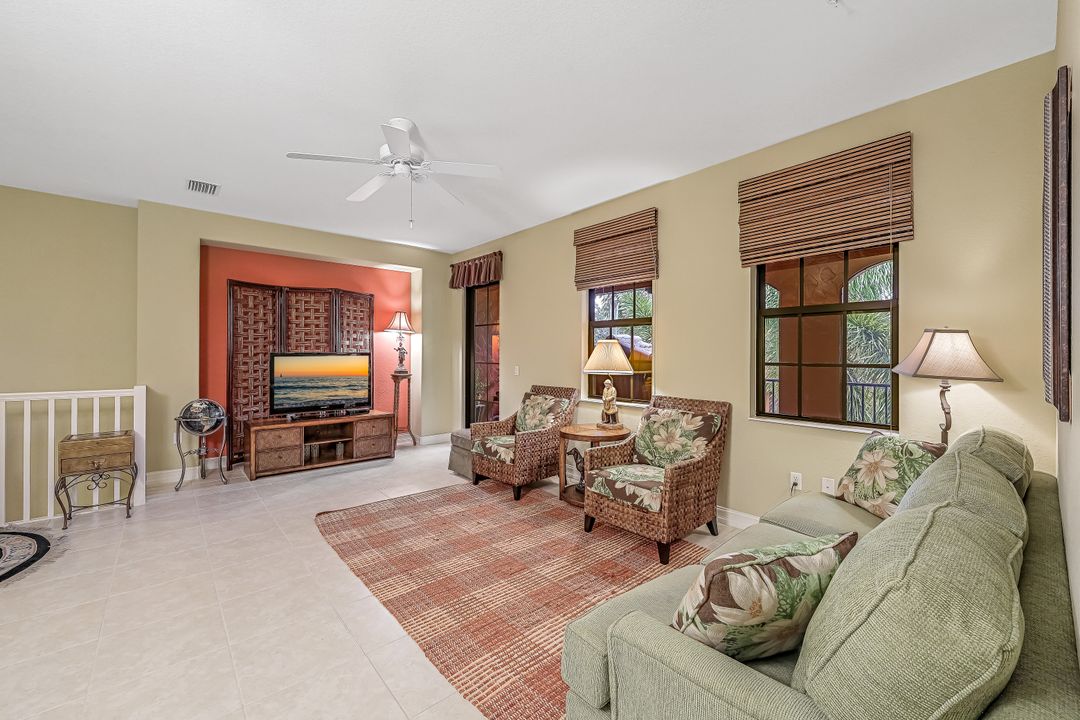 9110 Capistrano St S #8402, Naples, FL 34113