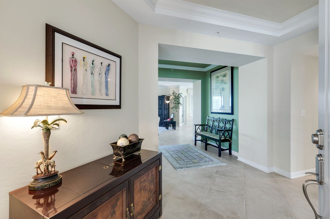 315 Dunes Blvd #707, Naples, FL 34110