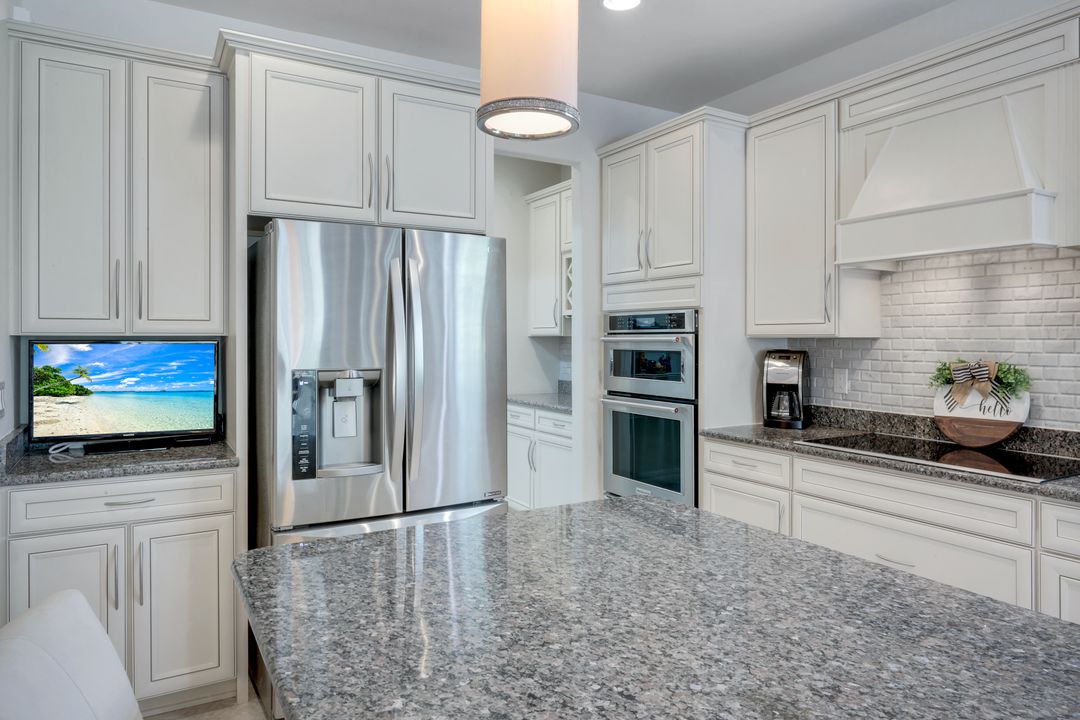 10870 Maitland Way, Fort Myers, FL 33913