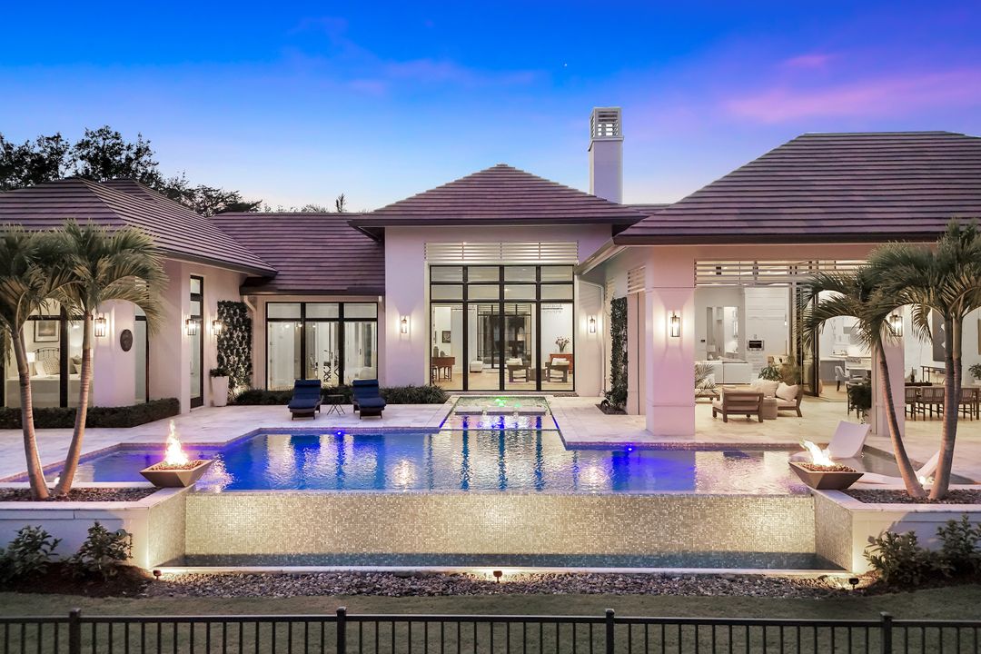 2818 Thistle Way, Naples, FL 34105