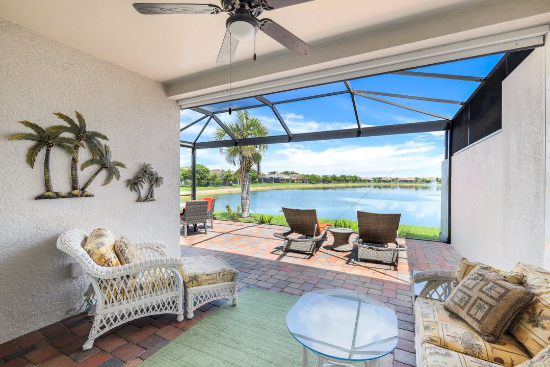 14814 Edgewater Cir, Naples, FL 34114