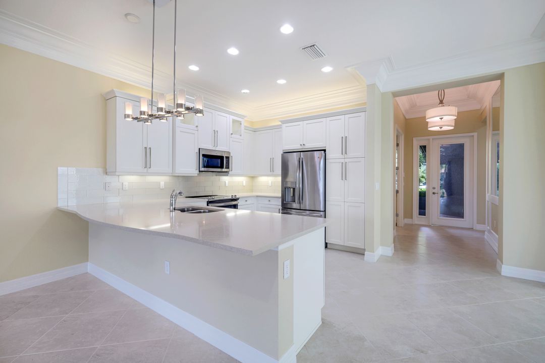 13350 Coronado Dr, Naples, FL 34109