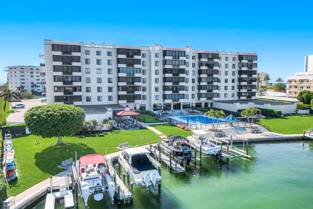 3430 Gulf Shore Blvd N #2 - I, Naples, FL 34103