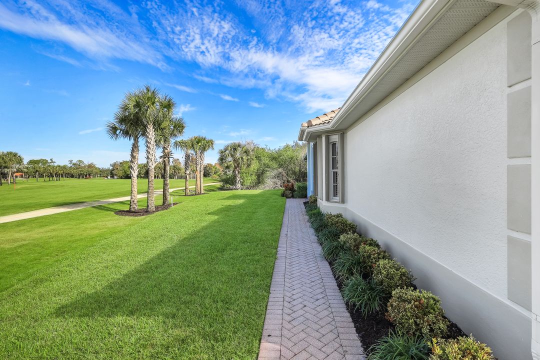 28508 F B Fowler Ct, Bonita Springs, FL 34135