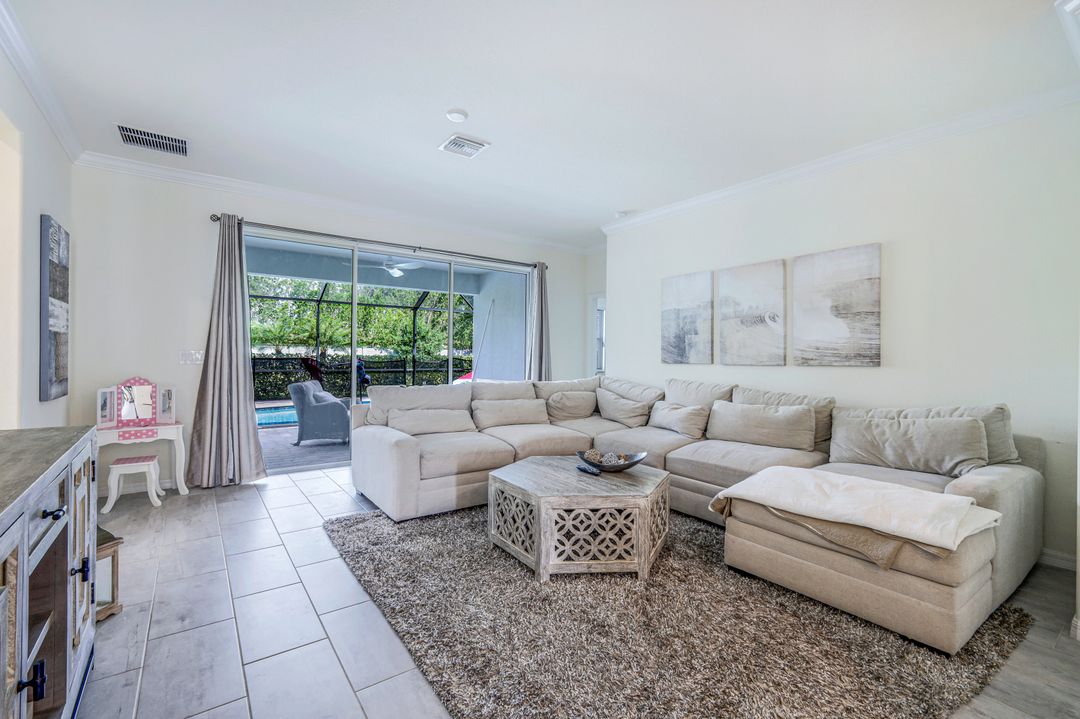 16490 Bonita Landing Cir, Bonita Springs, FL 34135