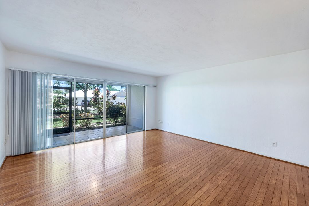 1530 Imperial Golf Course Blvd #312, Naples, FL 34110