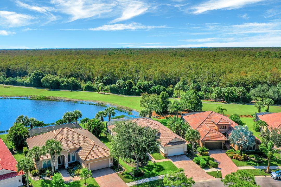 11982 Heather Woods Ct, Naples, FL 34120