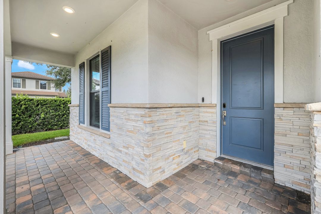 9002 Slade Terrace, Fort Myers, FL 33967