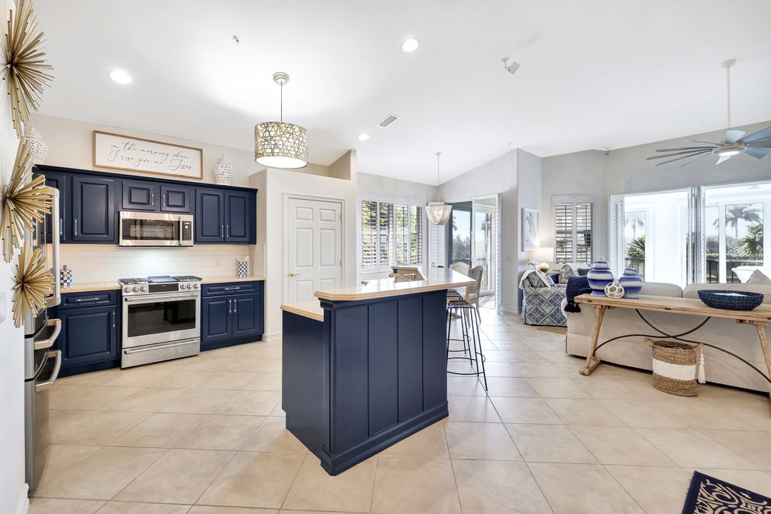 11089 Harbour Yacht Ct #201, Fort Myers, FL 33908