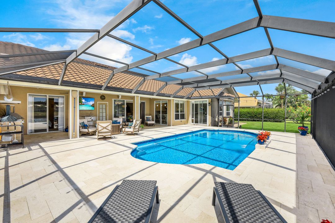 3730 Lakemont Dr, Bonita Springs, FL 34134