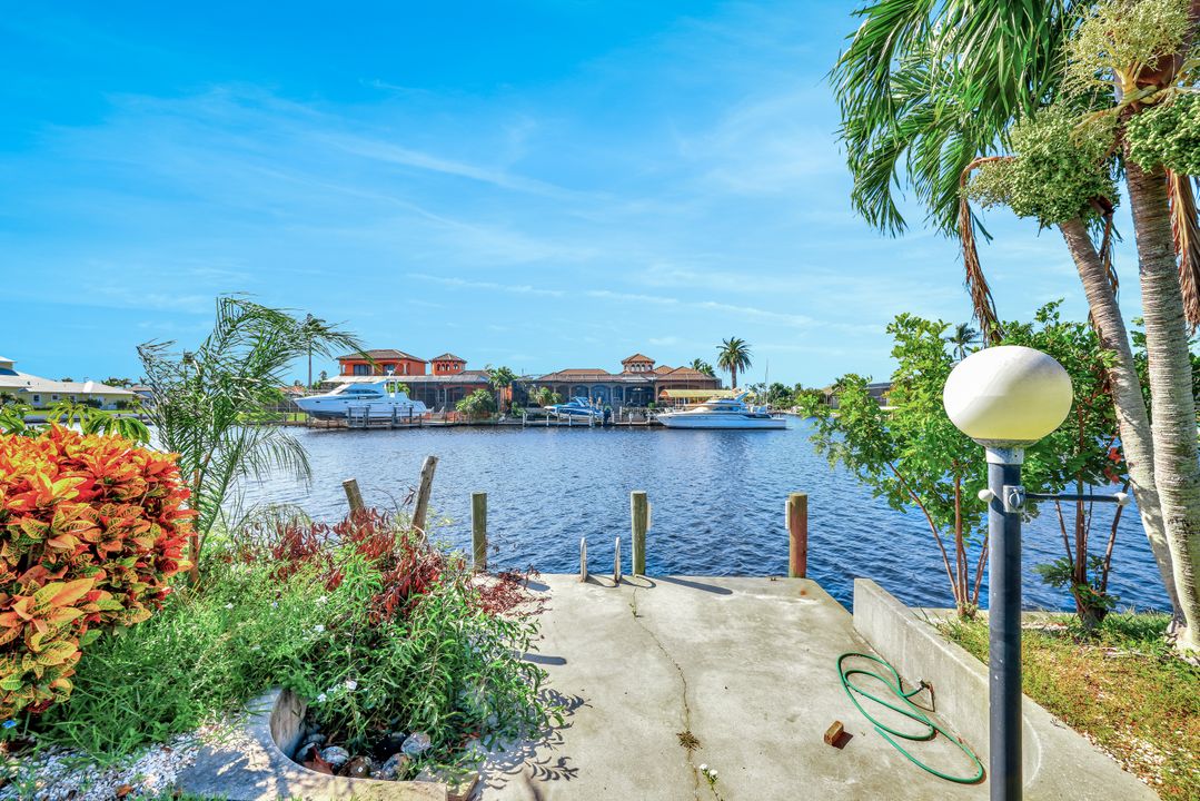 4940 SW 3rd Ave, Cape Coral, FL 33914