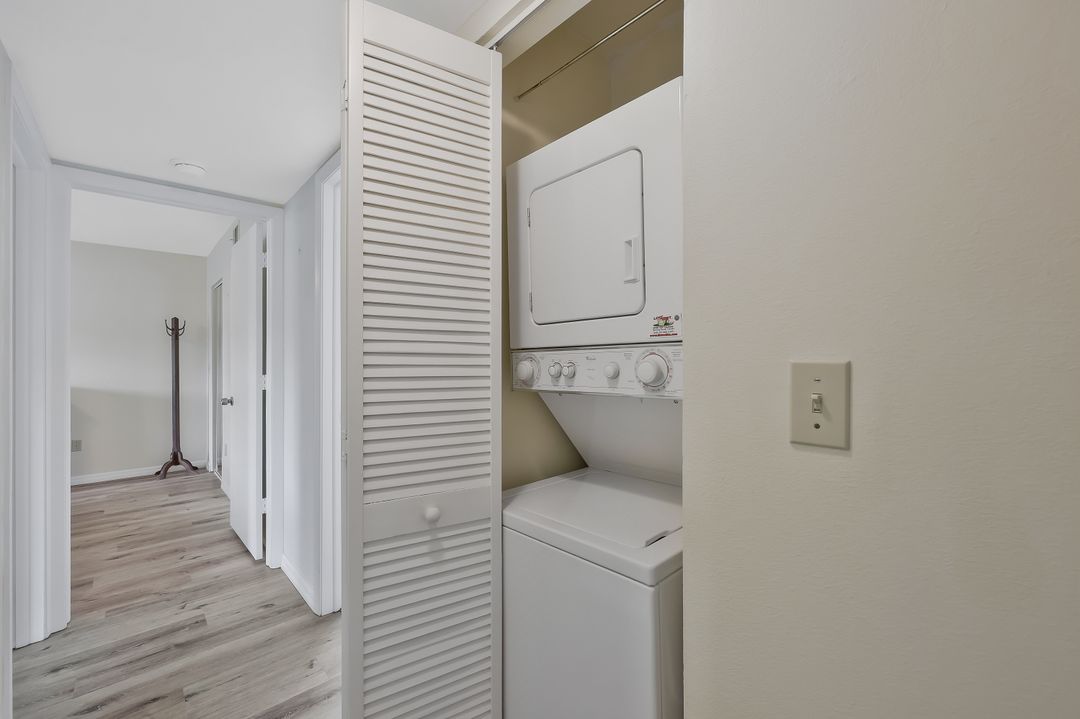 4071 Lakeside Club Blvd #3, Fort Myers, FL 33905