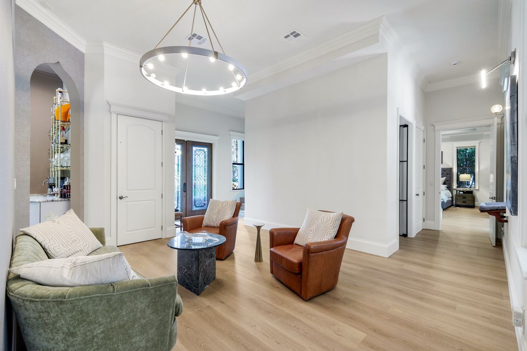 1455 Hemingway Pl, Naples, FL 34103