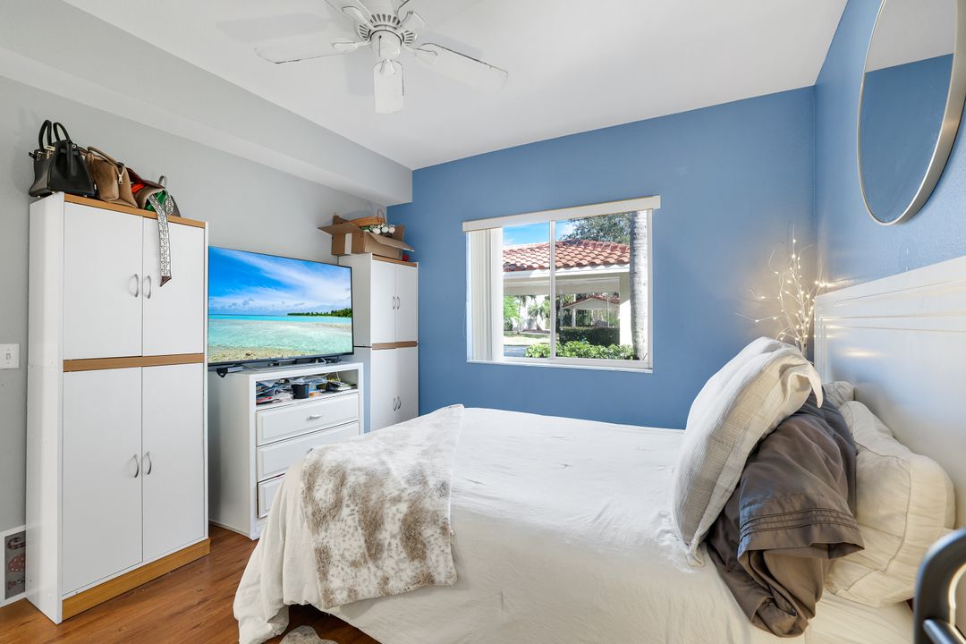 610 Luisa Ct #802-1, Naples, FL 34104