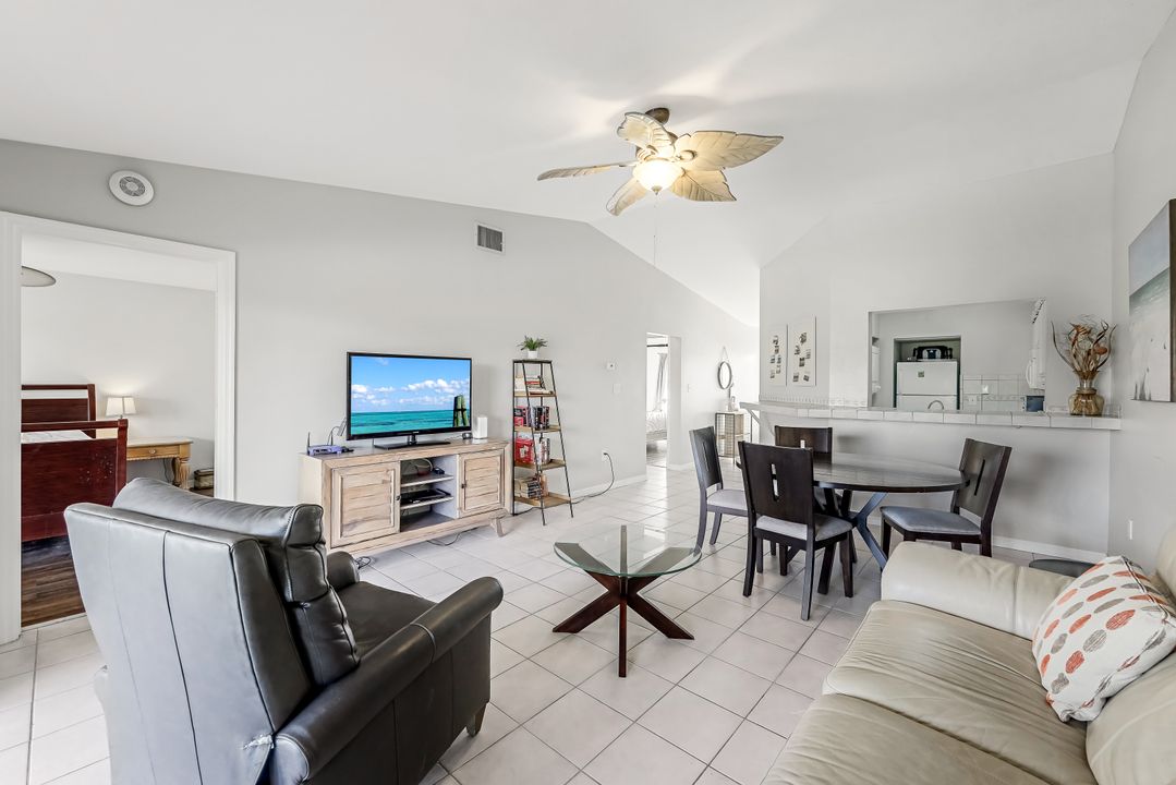 4950 West Blvd, Naples, FL 34103